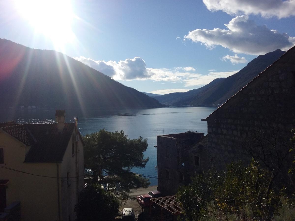 Apartment Villa Venezia Perast Esterno foto